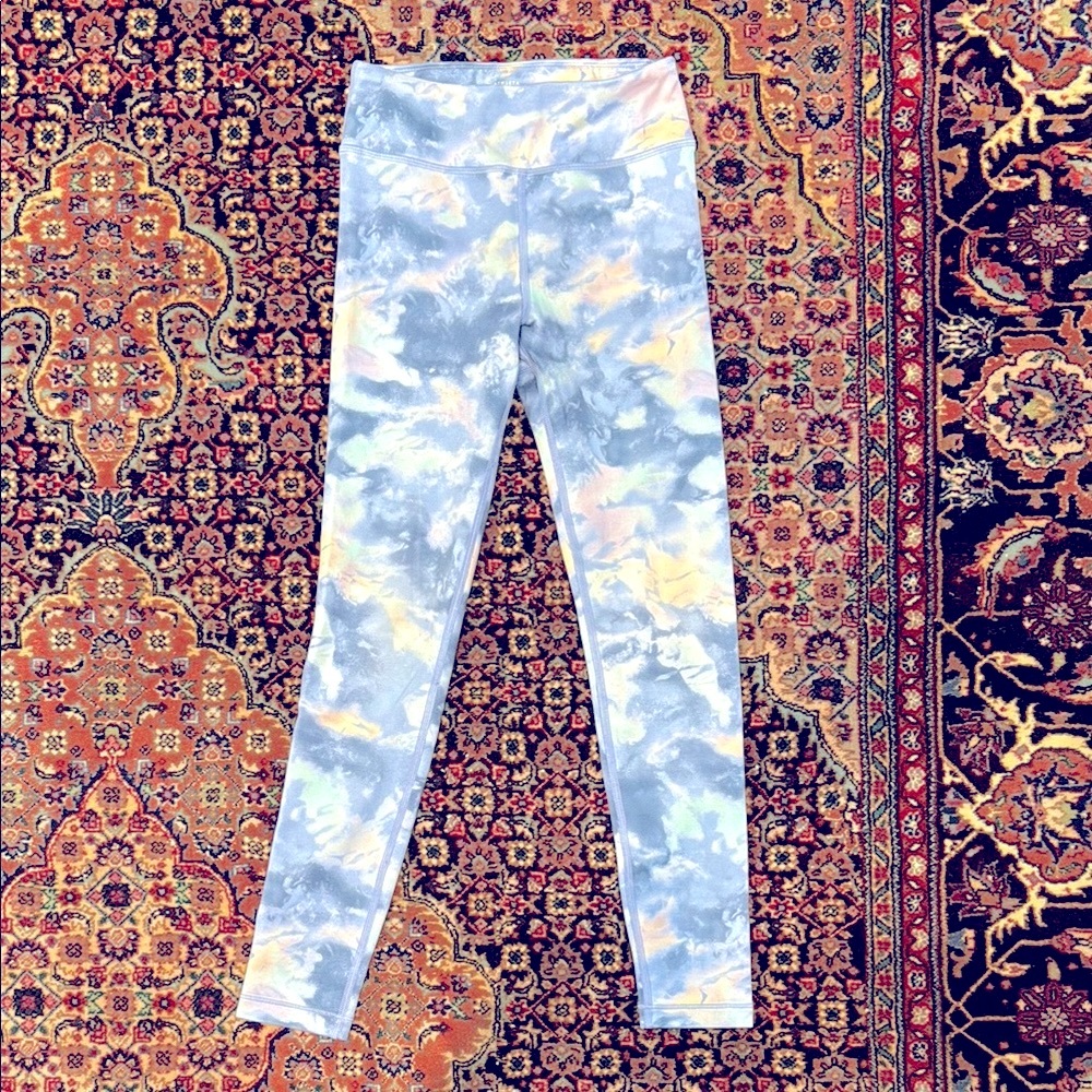 Athleta Kids Chit Chat Leggings in Blue Pink Clouds